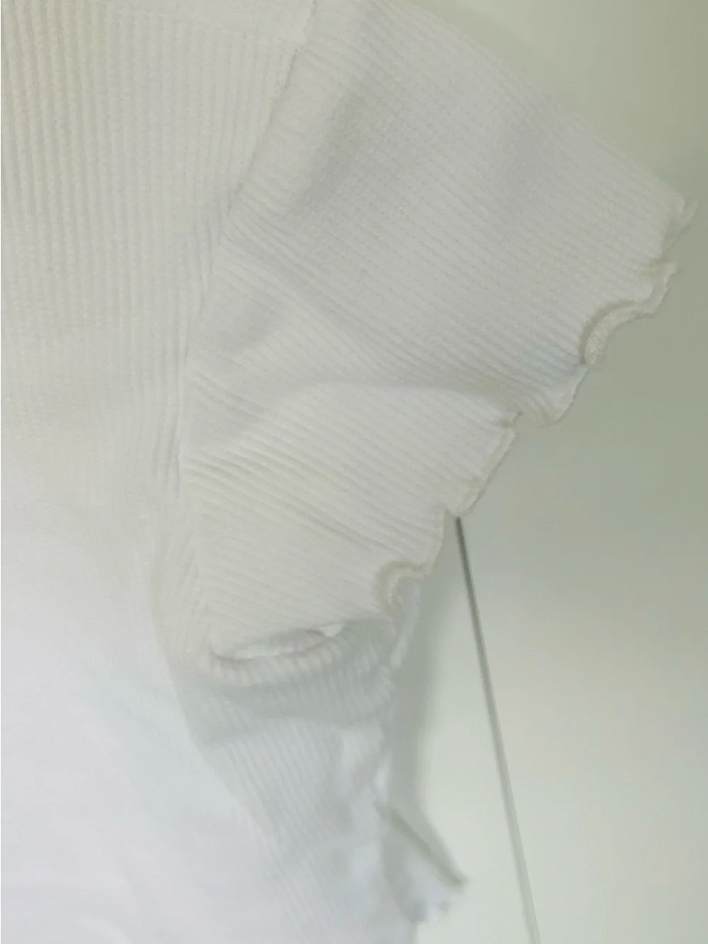 MIOU MUSE Waffle Knit Crop Top White Lettuce Ruffle Details - Picture 5 of 5